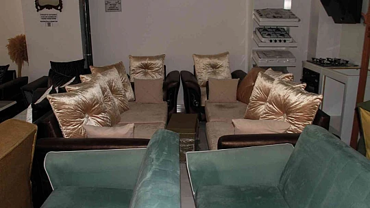 Elazığ'da ikinci el ve spotçular, dört gözle öğrencileri bekliyor