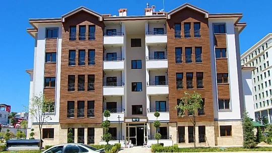 Elazığ'da ilk deprem konutları tamamlandı, 7 ayda yeni bir Dilek Sitesi dikildi