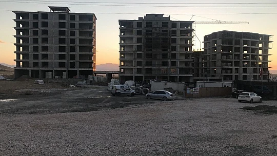 Elazığ'da inşaatın 7. katından düşen işçi hayatını kaybetti