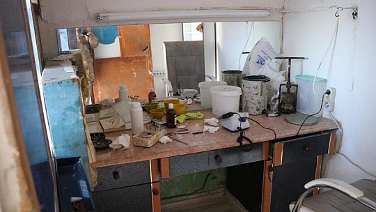 Elazığ'da kaçak diş kliniği basıldı, sahte diş hekimi yakalandı