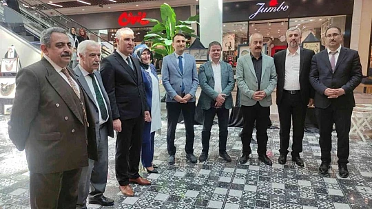 Elazığ'da kadınların el emekleri görücüye çıktı