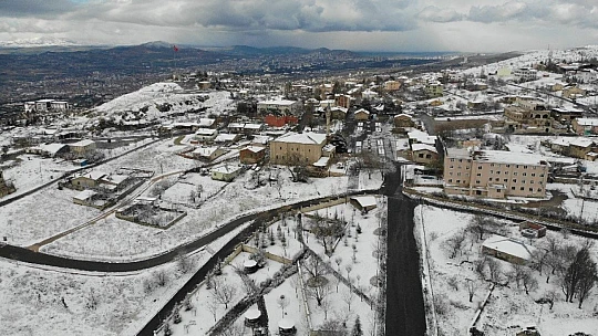 Elazığ'da kar yağışı, Harput beyaz gelinliğini giydi