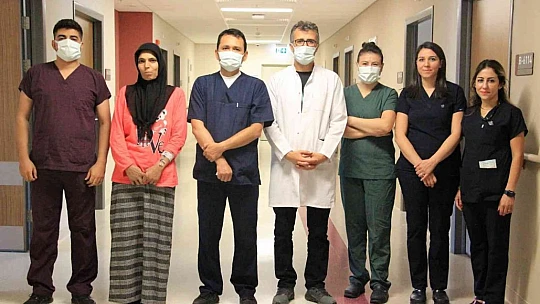 Elazığ'da, küçük bir kesiden akciğer kanseri ve göğüs kitlesi ameliyatları yapıldı