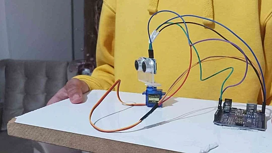 Elazığ'da lise öğrencisi havada, karada ve su altında cisim tespiti yapabilen radar geliştirdi