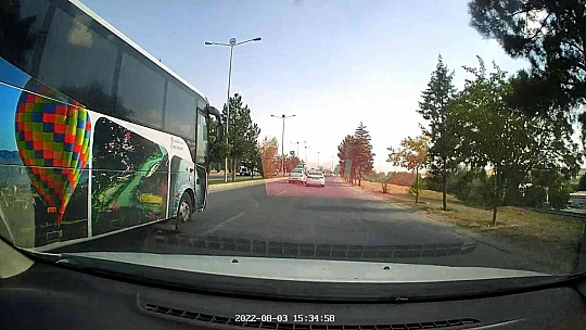 Elazığ'da makas atarak ilerledi, trafiği tehlikeye soktu