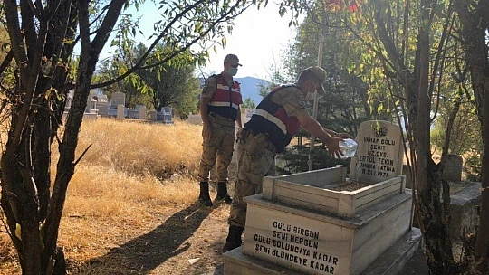 Elazığ'da Mehmetçik'ten şehitlik hassasiyeti