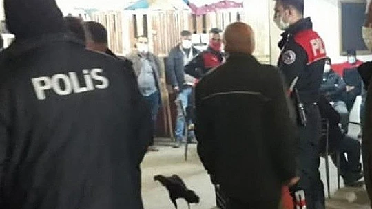 Elazığ'da metruk binada horoz döğüşü yaptıran şahıslar yakalandı