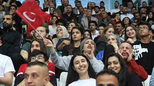 Elazığ'da milli maç coşkusu