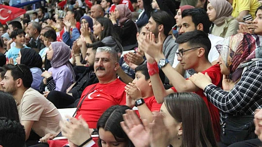 Elazığ'da milli maç coşkusu