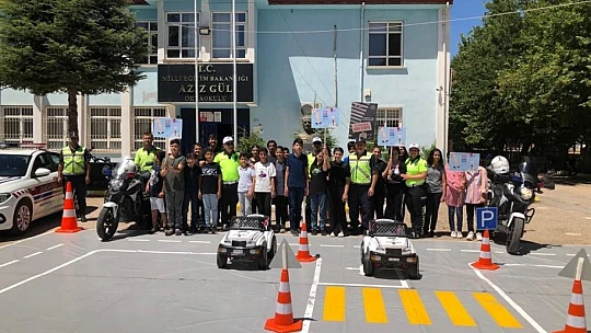 Elazığ'da öğrencilere trafik eğitimi
