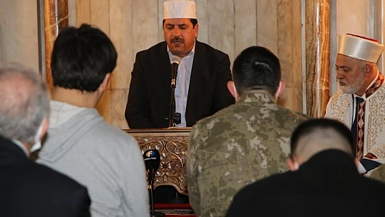 Elazığ'da Osman Paşa ve şehitleri anmak için mevlit programı düzenlendi