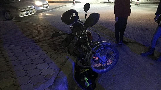 Elazığ'da otomobil ile motosiklet çarpıştı: 1 yaralı