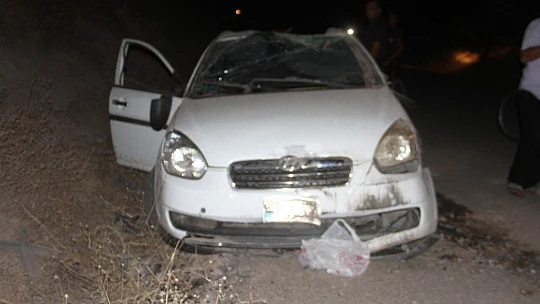 Elazığ'da otomobil takla attı: 4 yaralı