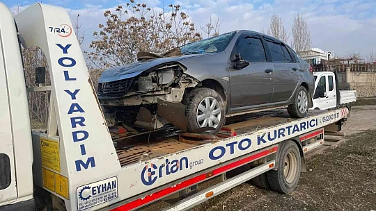Elazığ'da otomobil ters döndü: 1 yaralı
