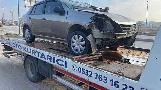 Elazığ'da otomobil ters döndü: 1 yaralı