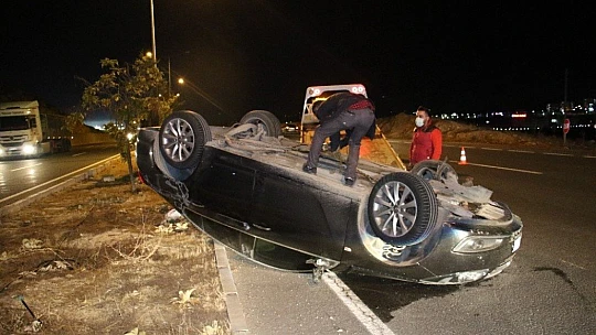 Elazığ'da otomobiller hurdaya döndü: 7 yaralı