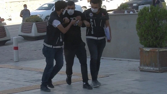 Elazığ'da polisin şüphelendiği şahıstan, kokain ele geçirildi
