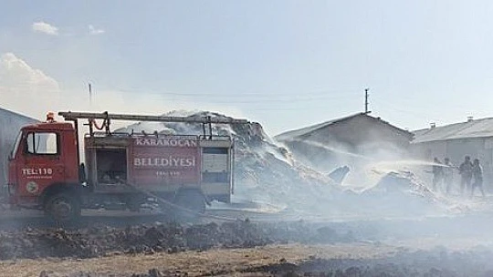 Elazığ'da samanlık yangını