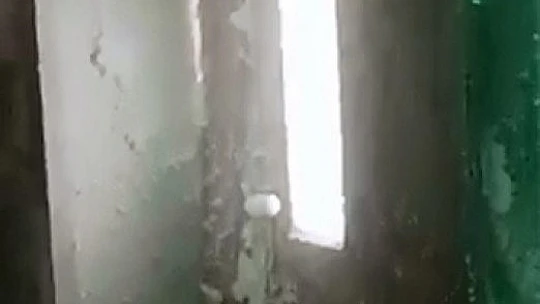 Elazığ'da şaşırtan manzara: Evlerin içi karla doldu