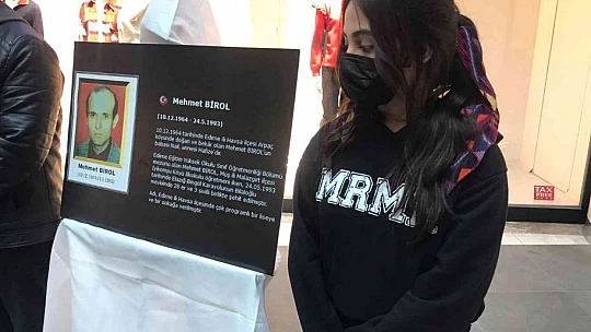 Elazığ'da şehit öğretmenler unutulmadı