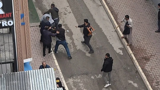 Elazığ'da silahlı kavgada ortalık savaş alanına döndü: 1 yaralı