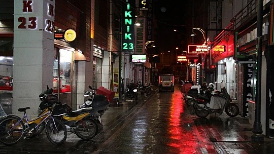 Elazığ'da sokağa çıkma kısıtlaması başladı