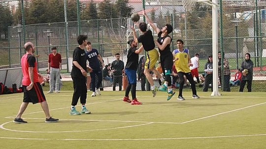 Elazığ'da sokak basketbol turnuvası düzenlendi