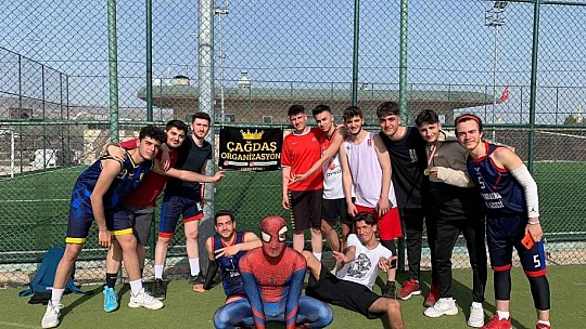 Elazığ'da sokak basketbol turnuvası düzenlendi