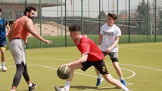 Elazığ'da sokak basketbol turnuvası düzenlendi