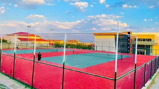 Elazığ'da tenis kortu inşa çalışmaları devam ediyor