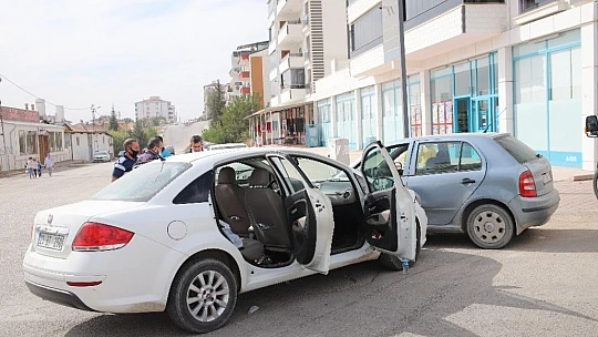 Elazığ'da trafik kazası: 2 yaralı