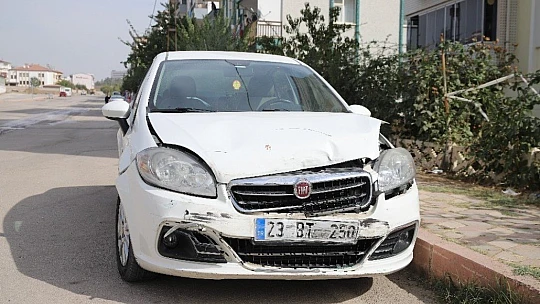 Elazığ'da trafik kazası: 2 yaralı