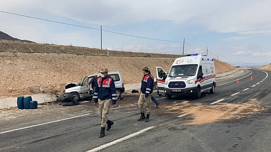 Elazığ'da trafik kazası: 4'ü çocuk 8 yaralı