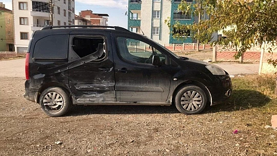 Elazığ'da trafik kazası: 4 yaralı