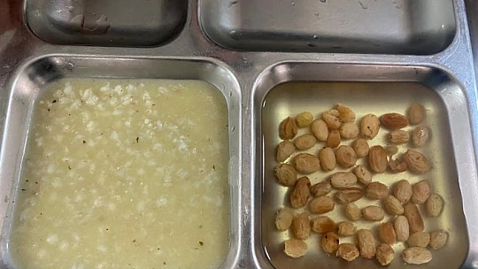 Elazığ'da üniversite öğrencilerine 'Çanakkale menüsü' dağıtıldı