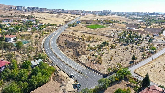 Elazığ'da üstyapı çalışmaları devam ediyor