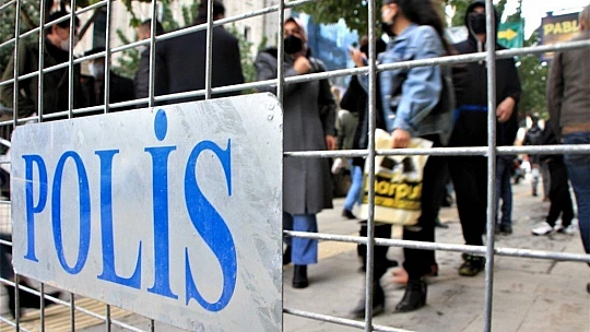 Elazığ'da vatandaşlar depremsiz ve salgınsız bir yıl diledi