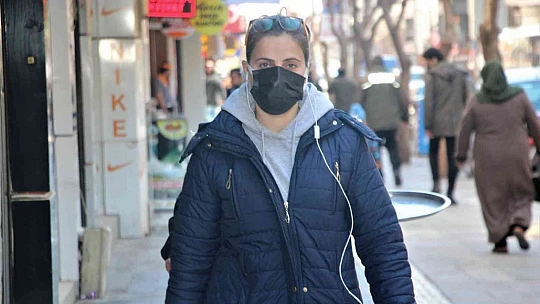Elazığ'da vatandaşlar maske takmamaya çabuk alıştı