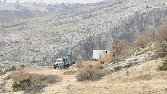 Elazığ'da yaban hayatına su desteği