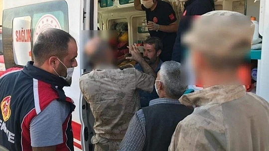 Yaralı çiftçi, askeri helikopter ile hastaneye ulaştırıldı