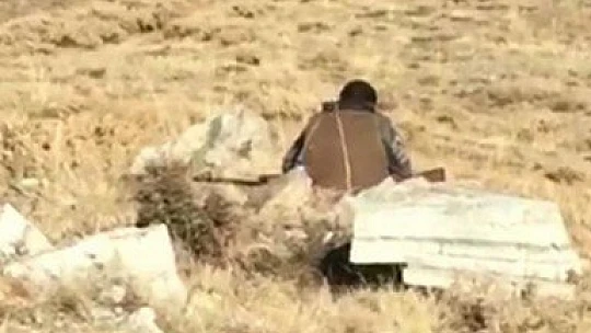 Elazığ'da yasa dışı avlanan 2 kişiye ceza kesildi, 2 otomatik tüfeğe el konuldu
