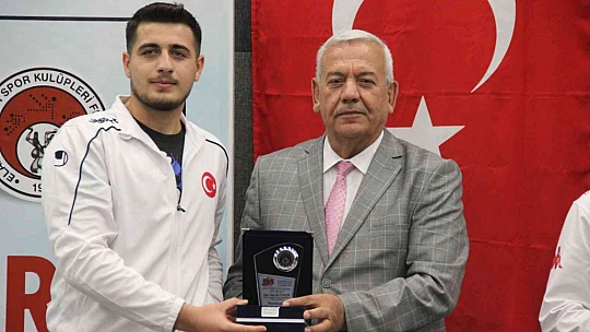 Elazığ'da Yılın Spor Enleri Ödül programı
