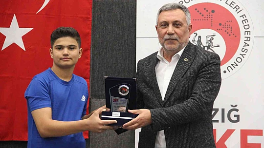 Elazığ'da Yılın Spor Enleri Ödül programı