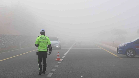 Elazığ'da yoğun sis kazayı beraberinde getirdi: 3 yaralı