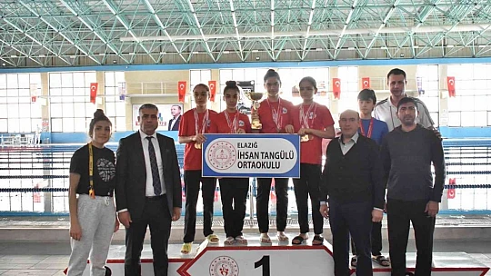 Elazığ'da yüzme yarışları sona erdi