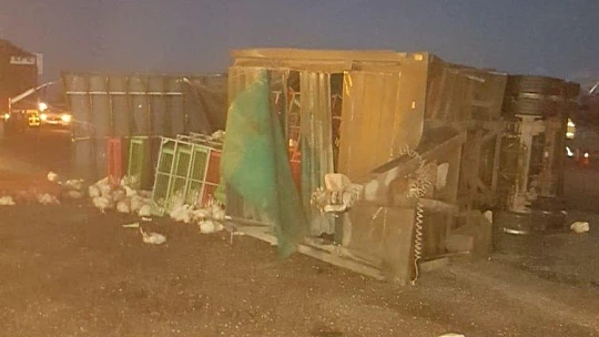 Elazığ'da zincirleme kaza 5 araç birbirine girdi: 4 yaralı