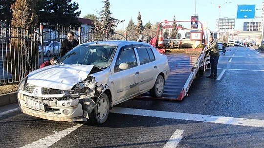 Elazığ'da zincirleme kaza, kazaları beraberinde getirdi, 18 araç  karıştı
