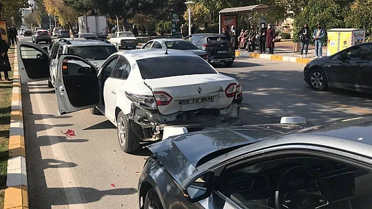 Elazığ'da zincirleme kaza