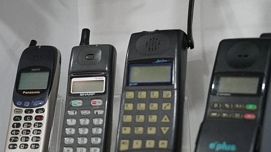 Elazığ'daki telefon koleksiyonu görenleri hayrete düşürüyor