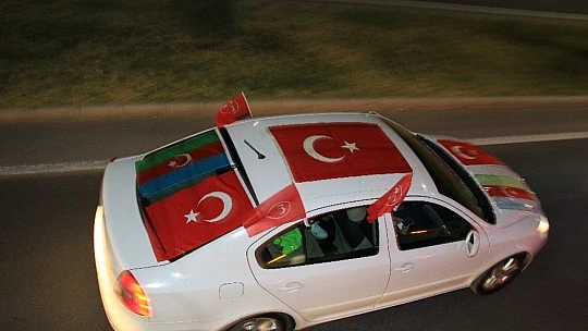 Elazığ'dan Azerbaycan için bin araçlık zafer konvoyu